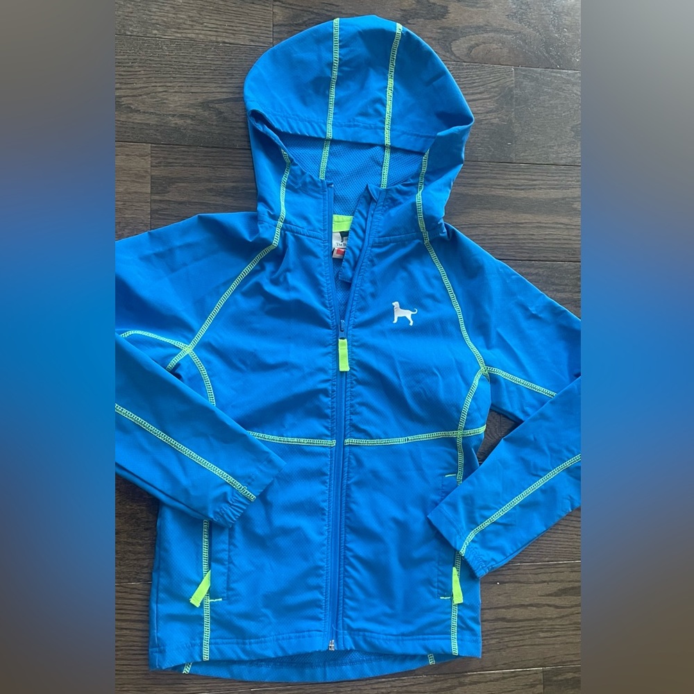 The Black Dog boys windbreaker. Size 10-12